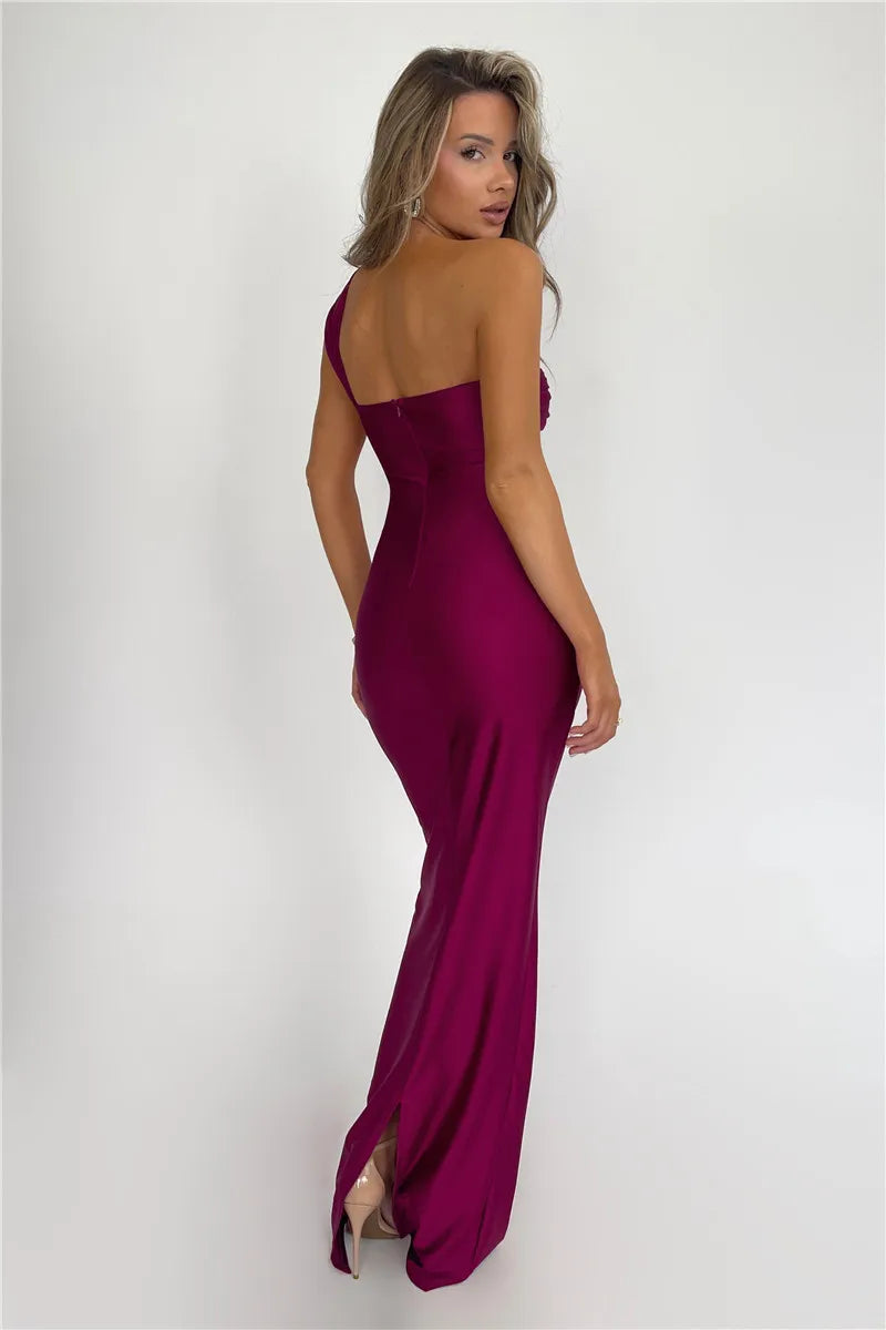 Elvora Chic™ Strapless Maxi Dress
