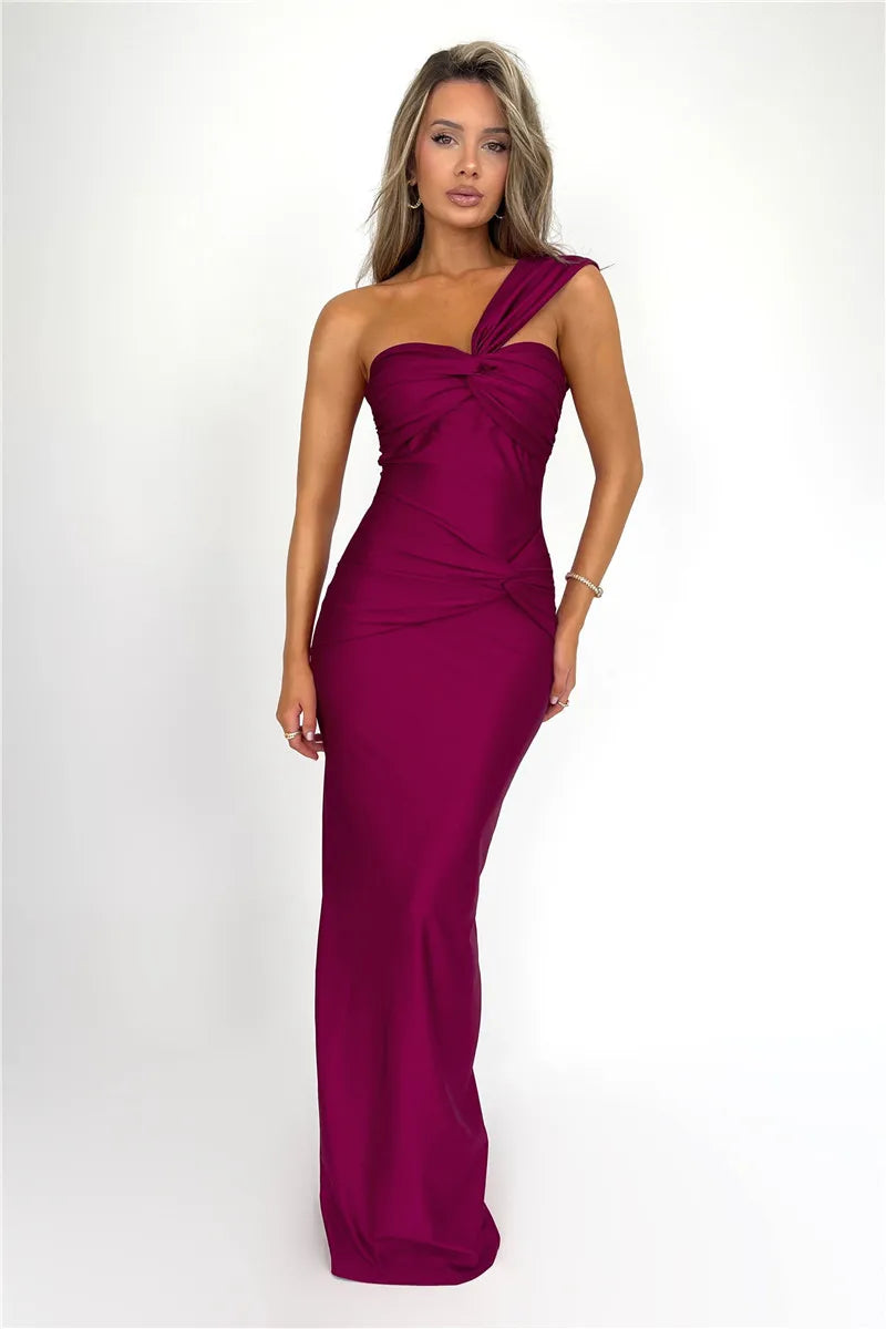 Elvora Chic™ Strapless Maxi Dress