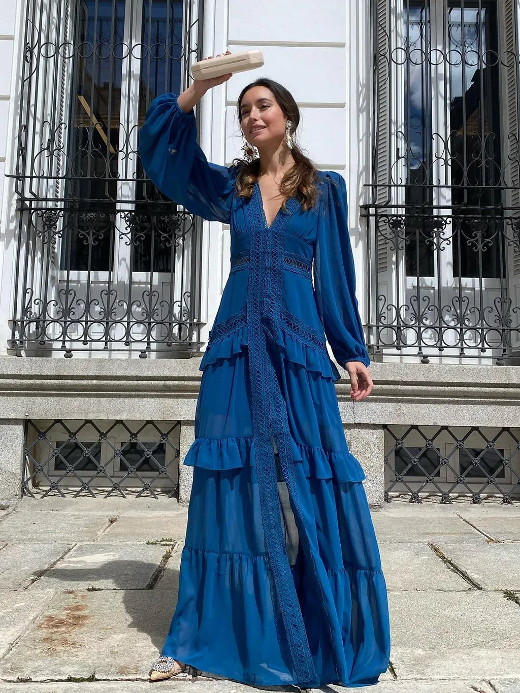 VELORIA™ Comfortable Maxi Dress with V-Neckline and Long Sleeves